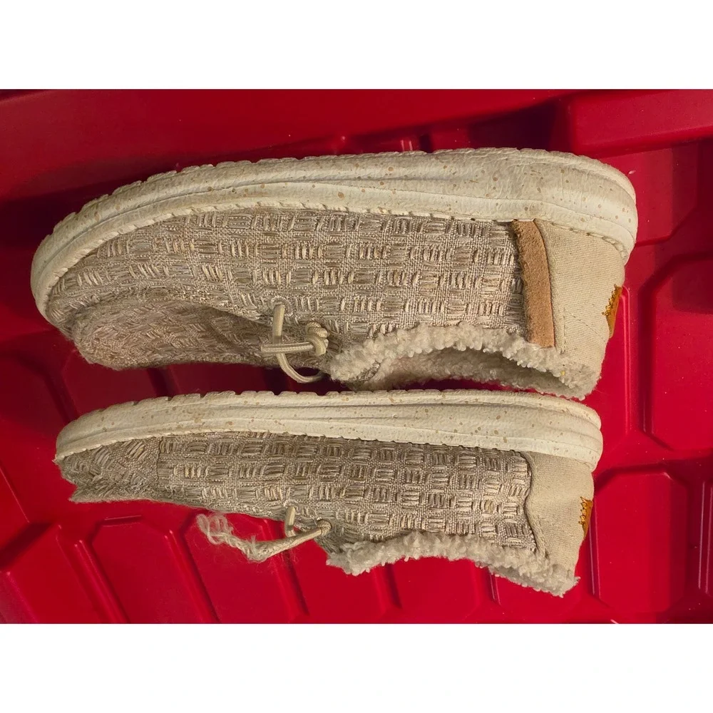 Hey Dude Wendy Kids Tan Gold Metallic Faux Fur Lined Slip On Loafers Shoes yt1